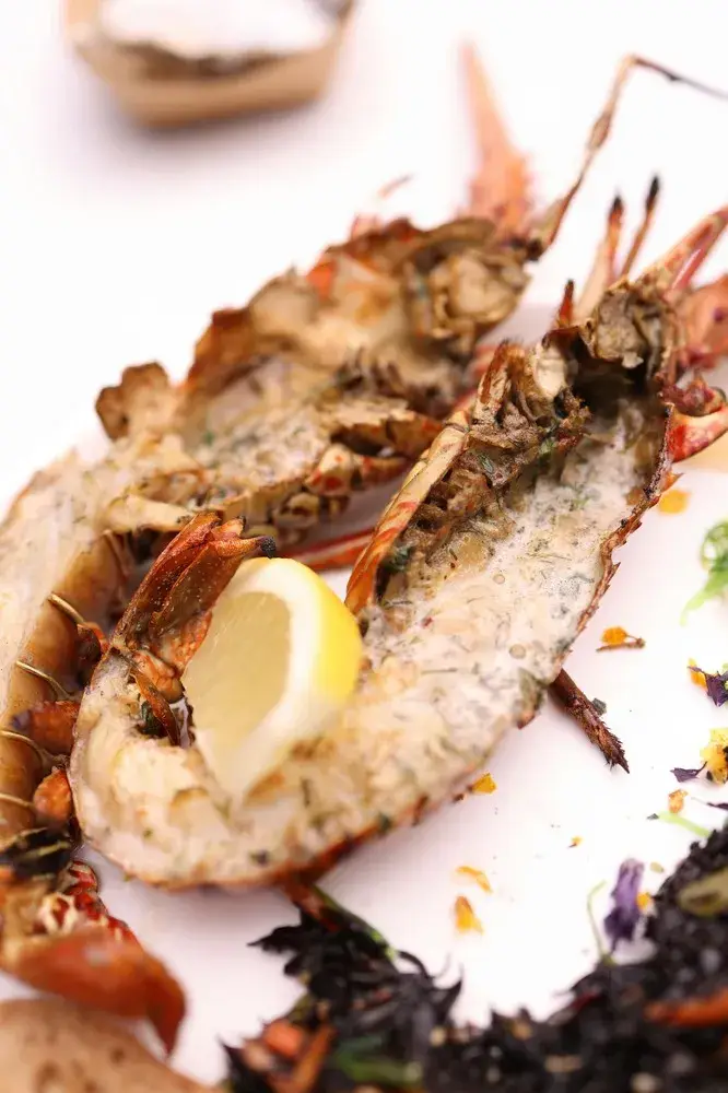1/2 homard breton cuit